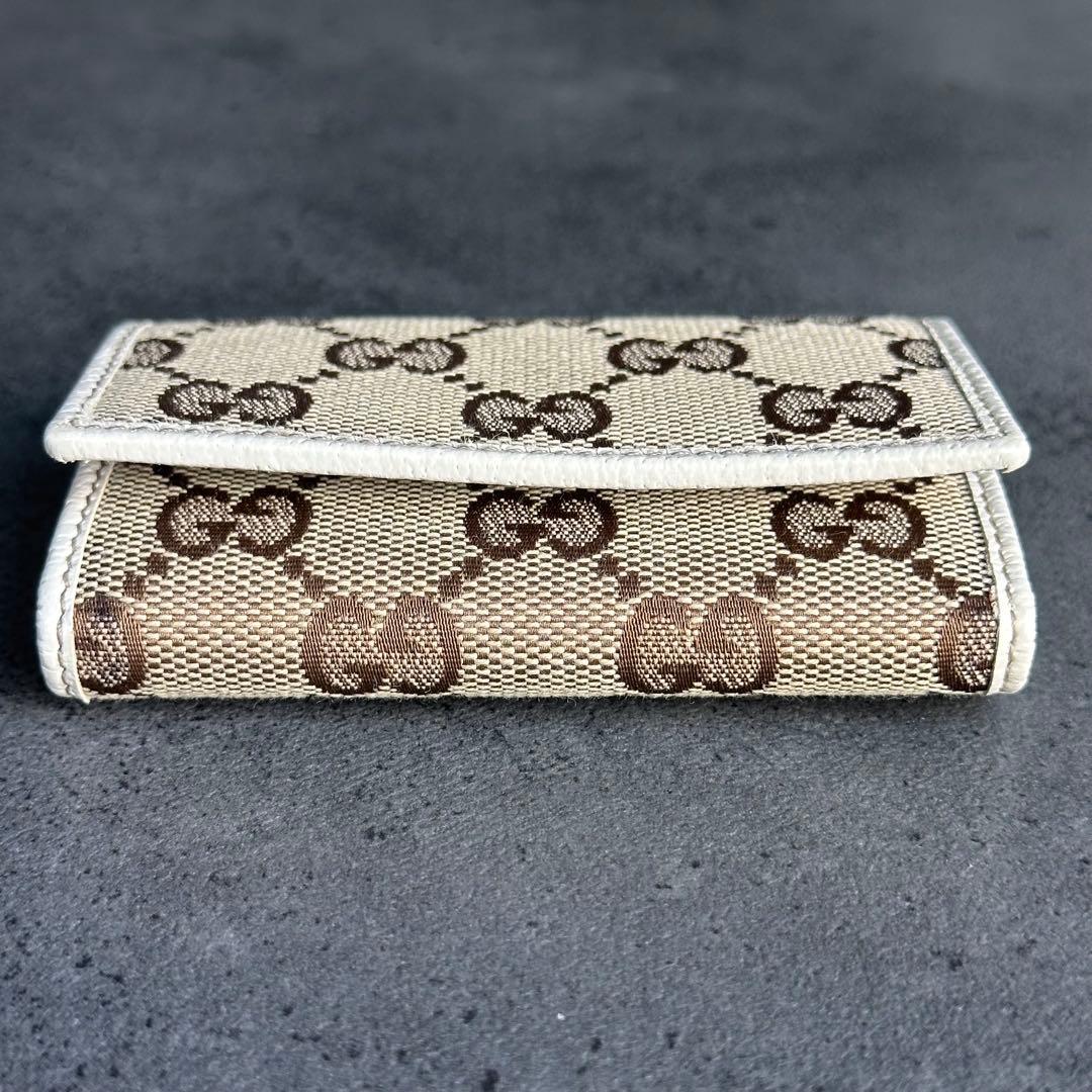 未使用✨GUCCI GGキャンバス　キーケース　ベージュ　白
