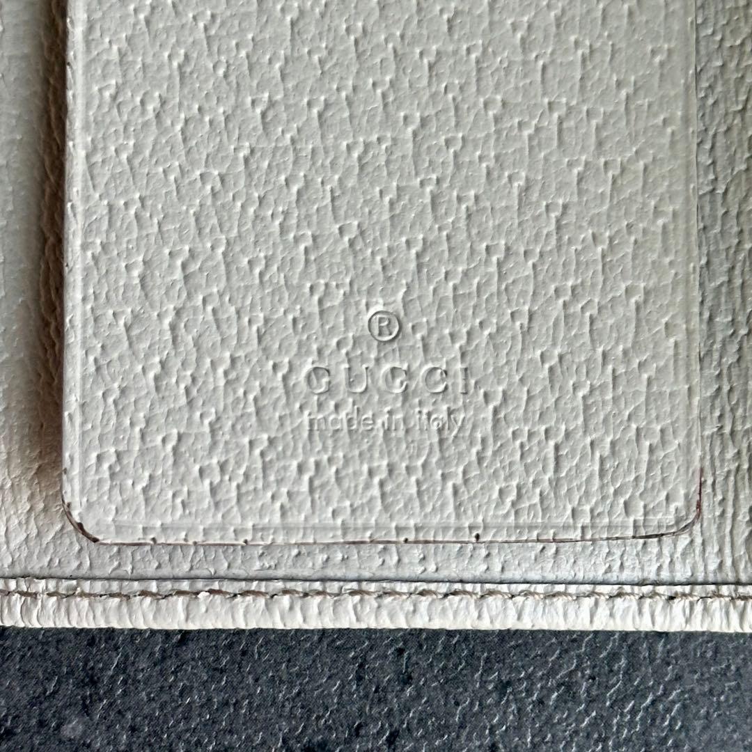 未使用✨GUCCI GGキャンバス　キーケース　ベージュ　白