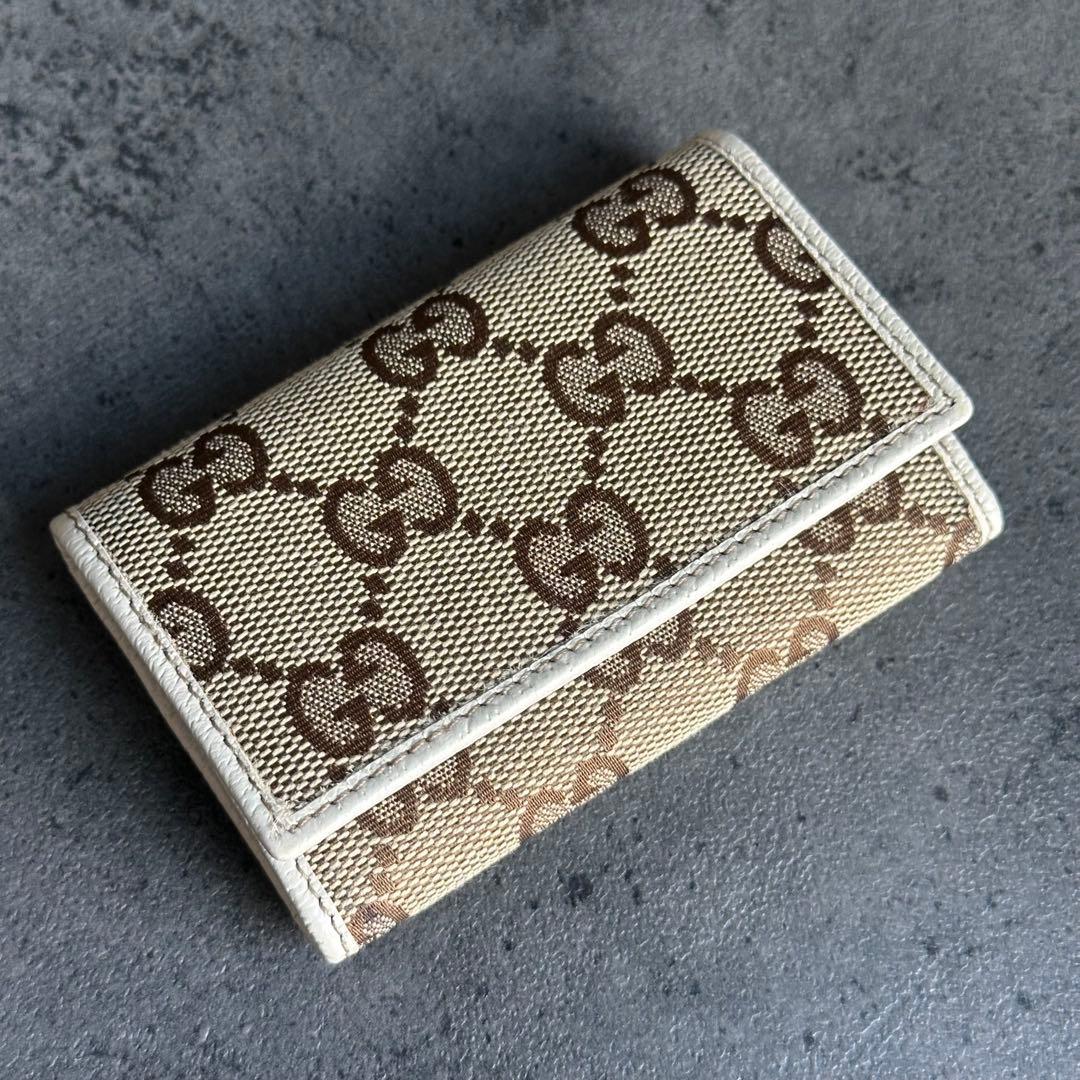 未使用✨GUCCI GGキャンバス　キーケース　ベージュ　白