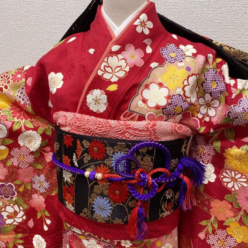 512aj57◎振袖のみ 金彩 金駒刺繍 成人式 結婚式 十三参り 赤◎美品