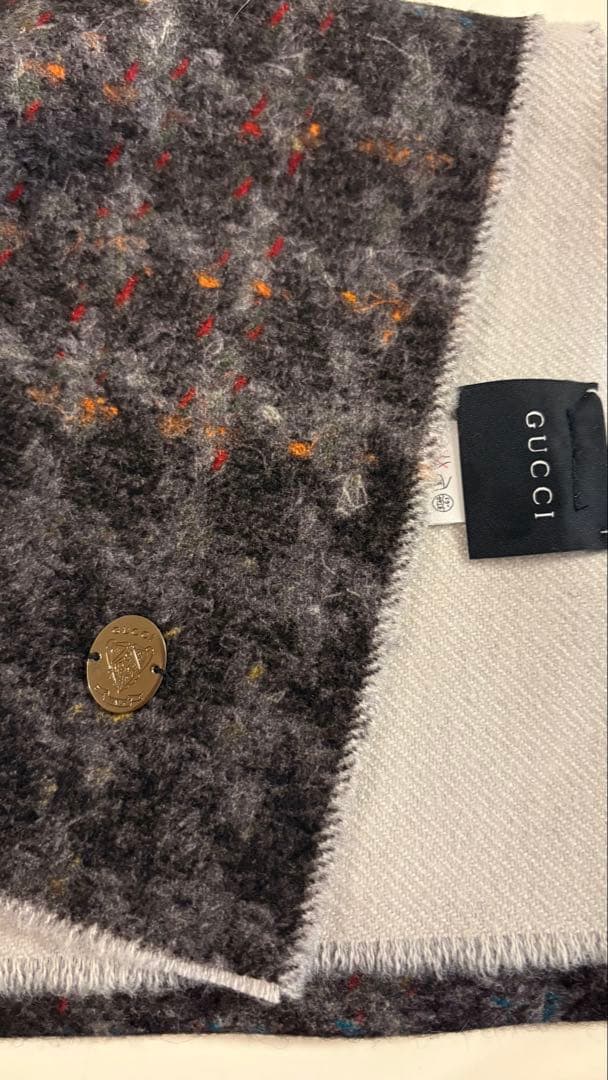 （値下げ中‼️）GUCCI マフラー