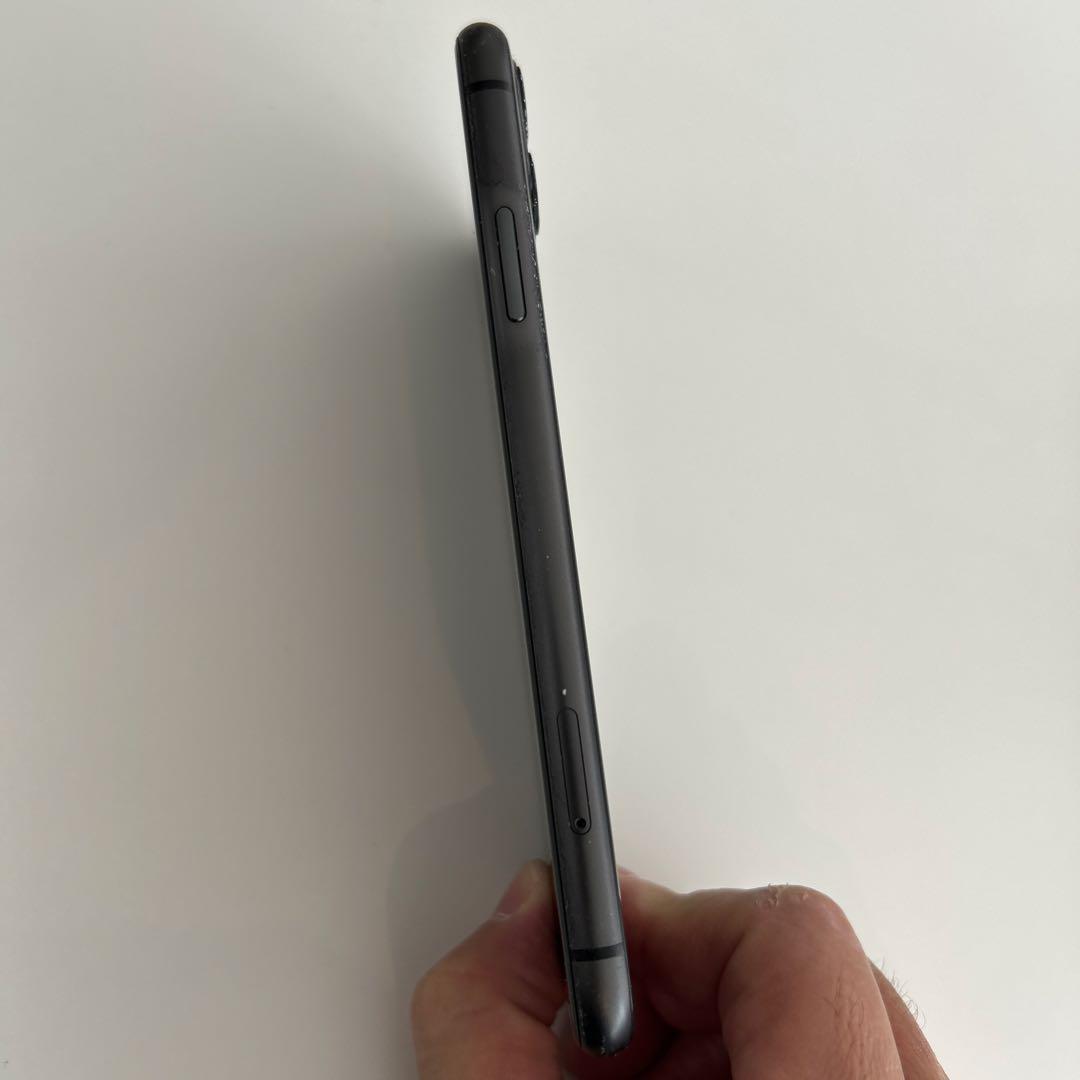 Apple iPhone 11 ブラック 本体 128G SIMロック無し
