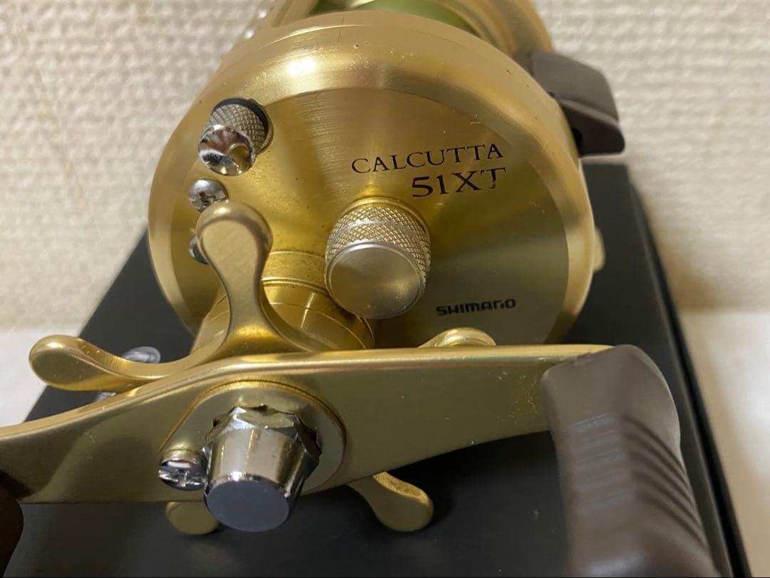 シマノ カルカッタ 51XT(左ハンドル) RH385