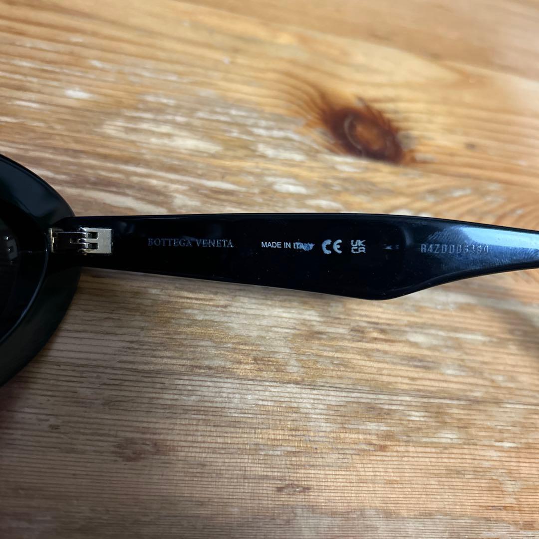 T*a様 BOTTEGA VENETA サングラス BV1191S オーバル型