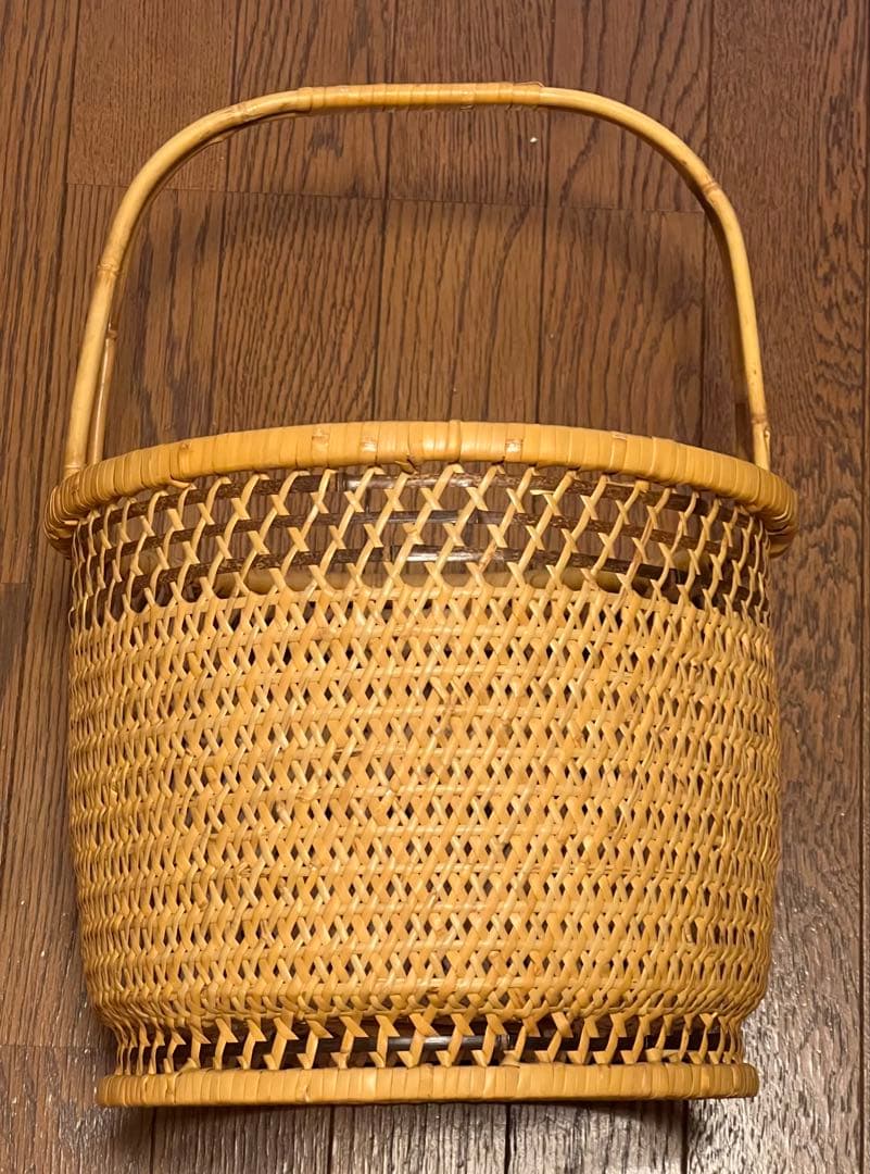 か*ん様 小林ミドリさんご本人作　竹籠