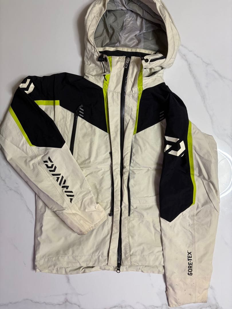 ダイワ　プロバイザー　ライフジャケットDF1401 Ｌサイズ中古