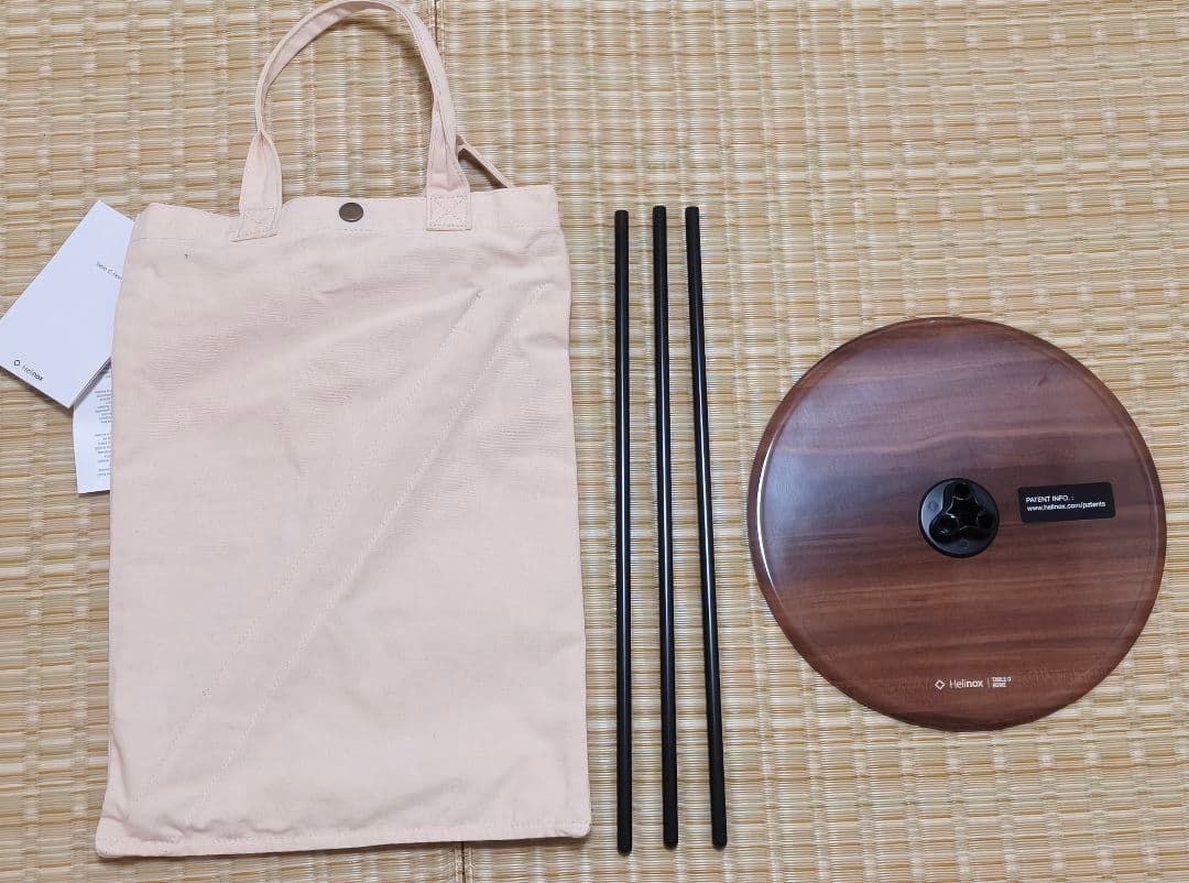 ほぼ新品 Helinox テーブルオー ウォールナット