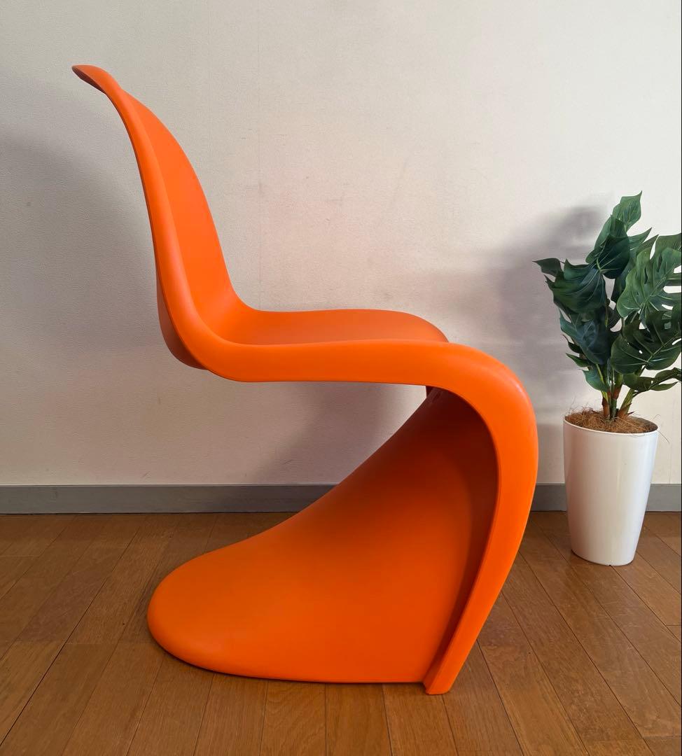 vitra ヴィトラ　 パントンチェア　① ミッドセンチュリー　スペースエイジ