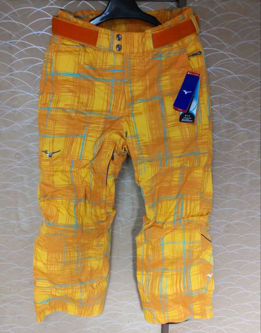 o 新品タグ付き MIZUNO ミズノパンツ
