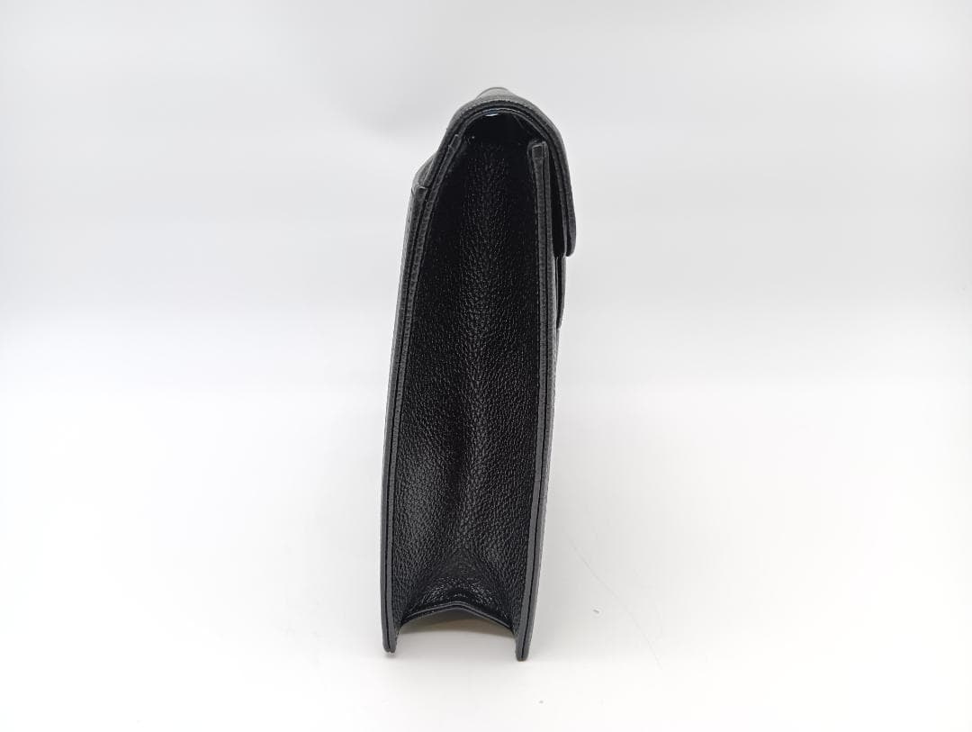 【未使用】YSL　イヴ・サンローラン　クラッチバッグ　ブラック