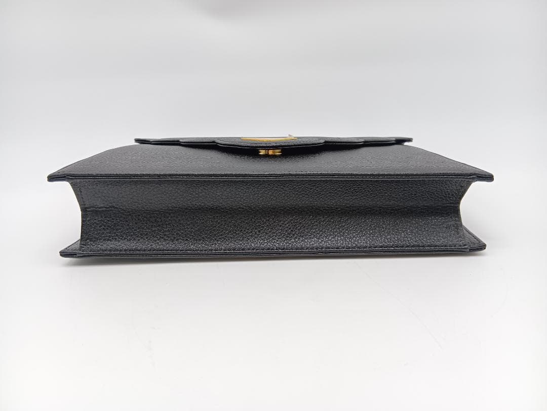 【未使用】YSL　イヴ・サンローラン　クラッチバッグ　ブラック