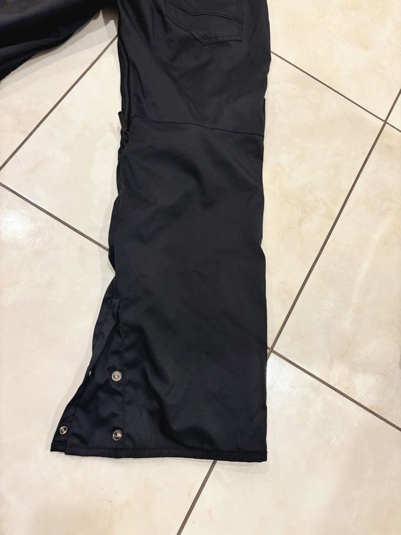 スノーボードウエアROXY/上下(ヒップパッドおまけ付き)女性用Sサイズ