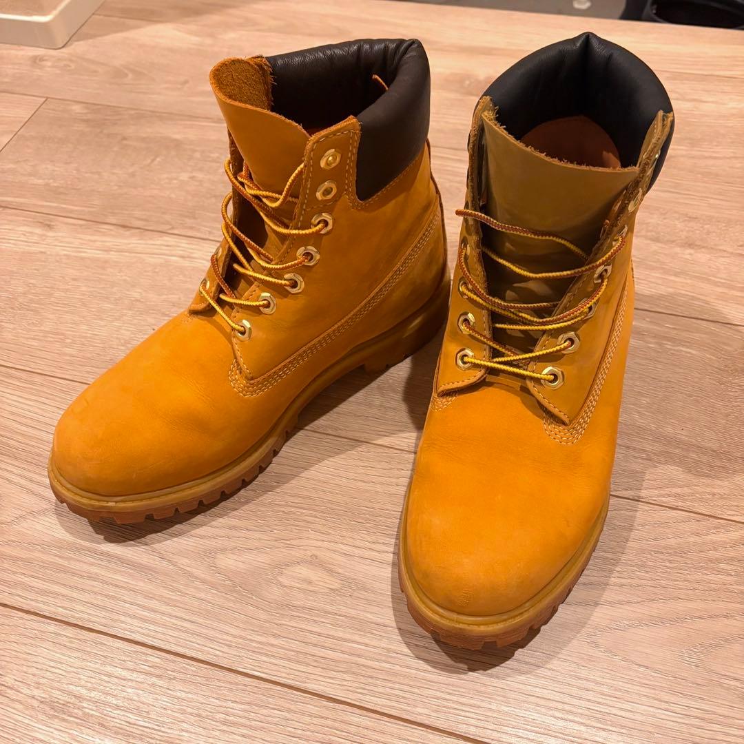 Timberland 6インチプレミアムブーツ　サイズ8