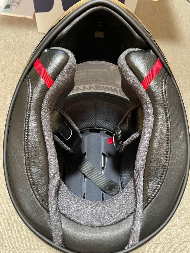 Shoei WYVERN0 ワイバーンゼロ パールブラックMサイズ