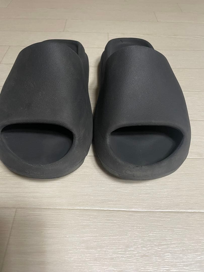 adidas YEEZY SLIDE アディダス　イージースライド