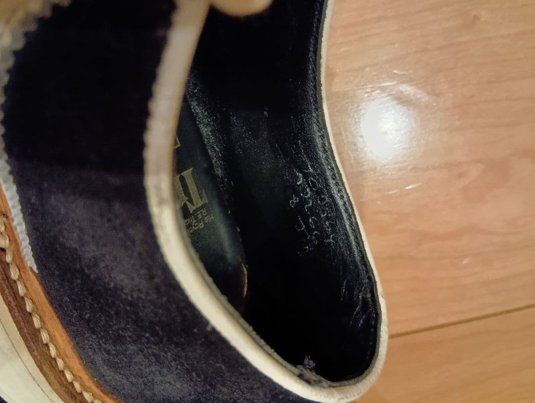 夜間期間限定値下げ　Tricker's サドルシューズ　UK8 トリッカーズ