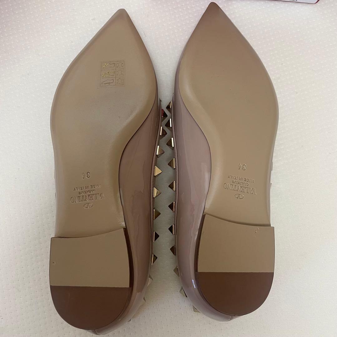 ヴァレンティノ ガラヴァーニ　ロックスタッズエナメル バレリーナ　パンプス