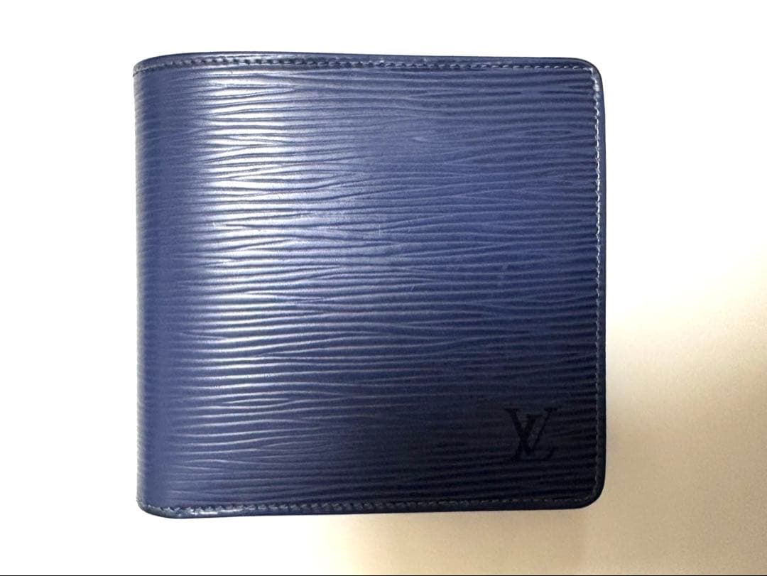 専用　Louis Vuitton エピ　ネイビー 二つ折り財布