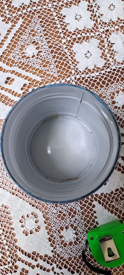 アンティークホーローキャニスター /パンジー柄