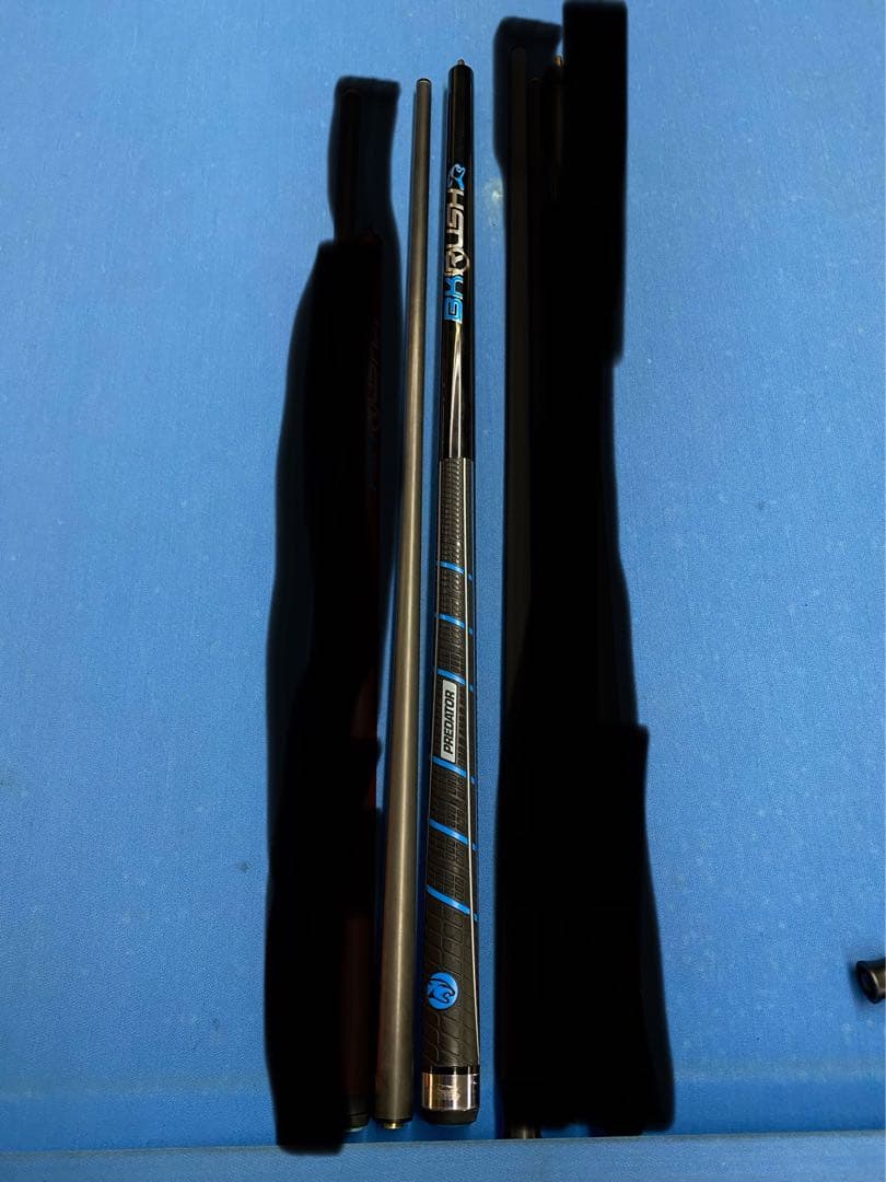 プレデタービリヤードキュー BKラッシュスポーツグリップ