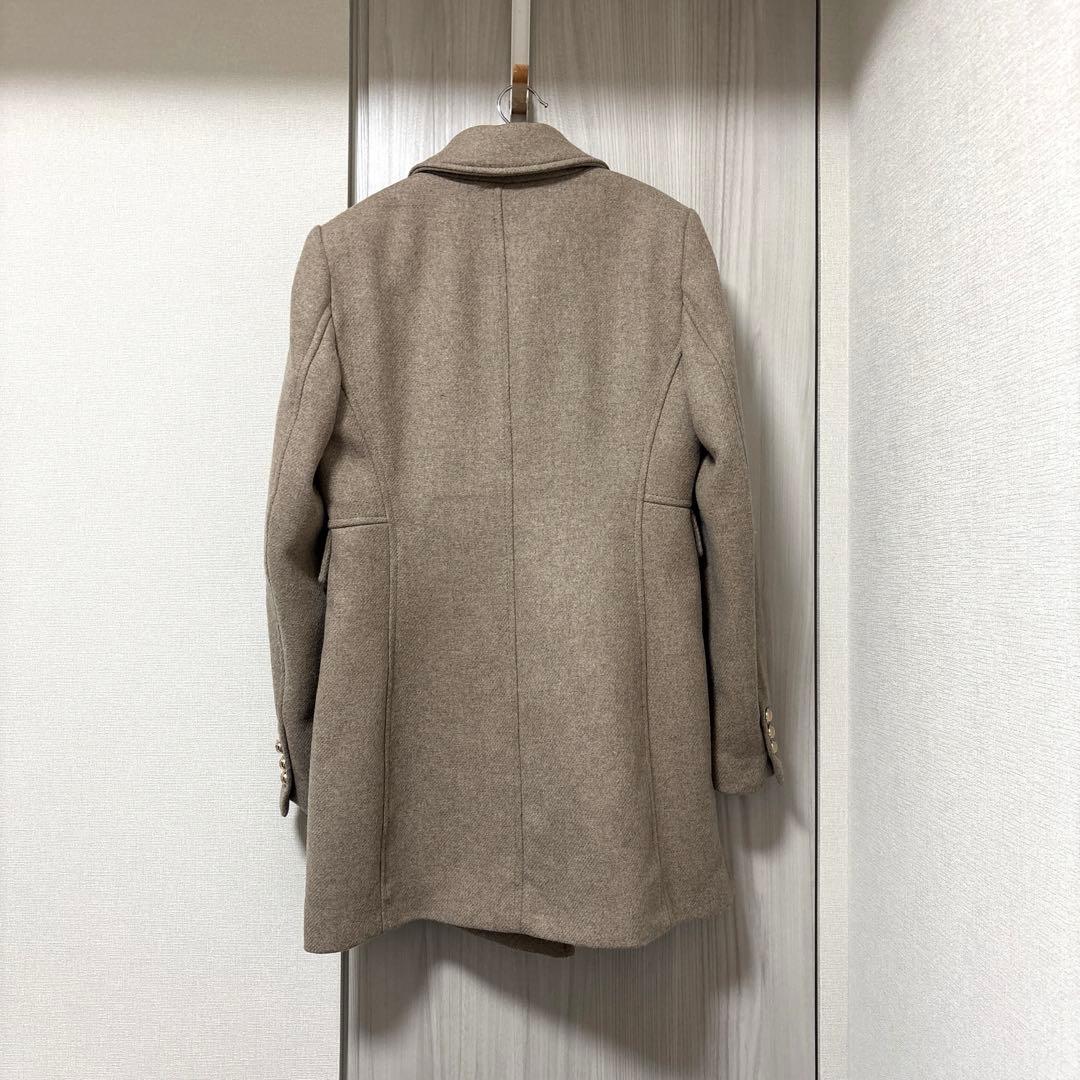 【美品】ウール混ショート丈ダブルブレストコート　ベージュ　M