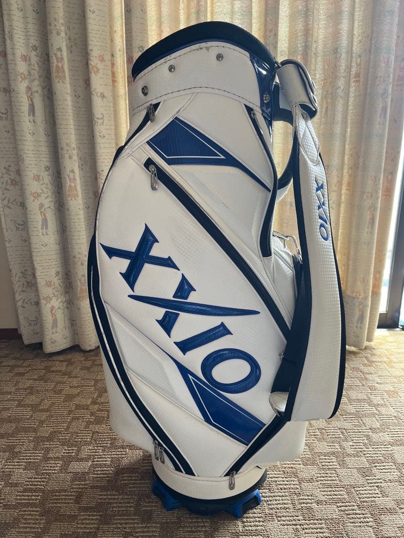XXIO キャディバッグ ホワイト/ブルー