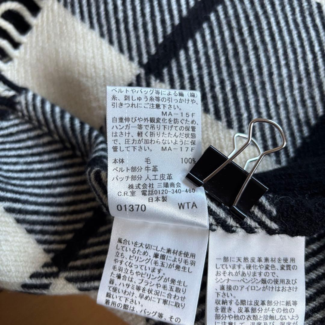 BURBERRY BLUE LABEL フード付き ポンチョ ストール ロゴ刺繍