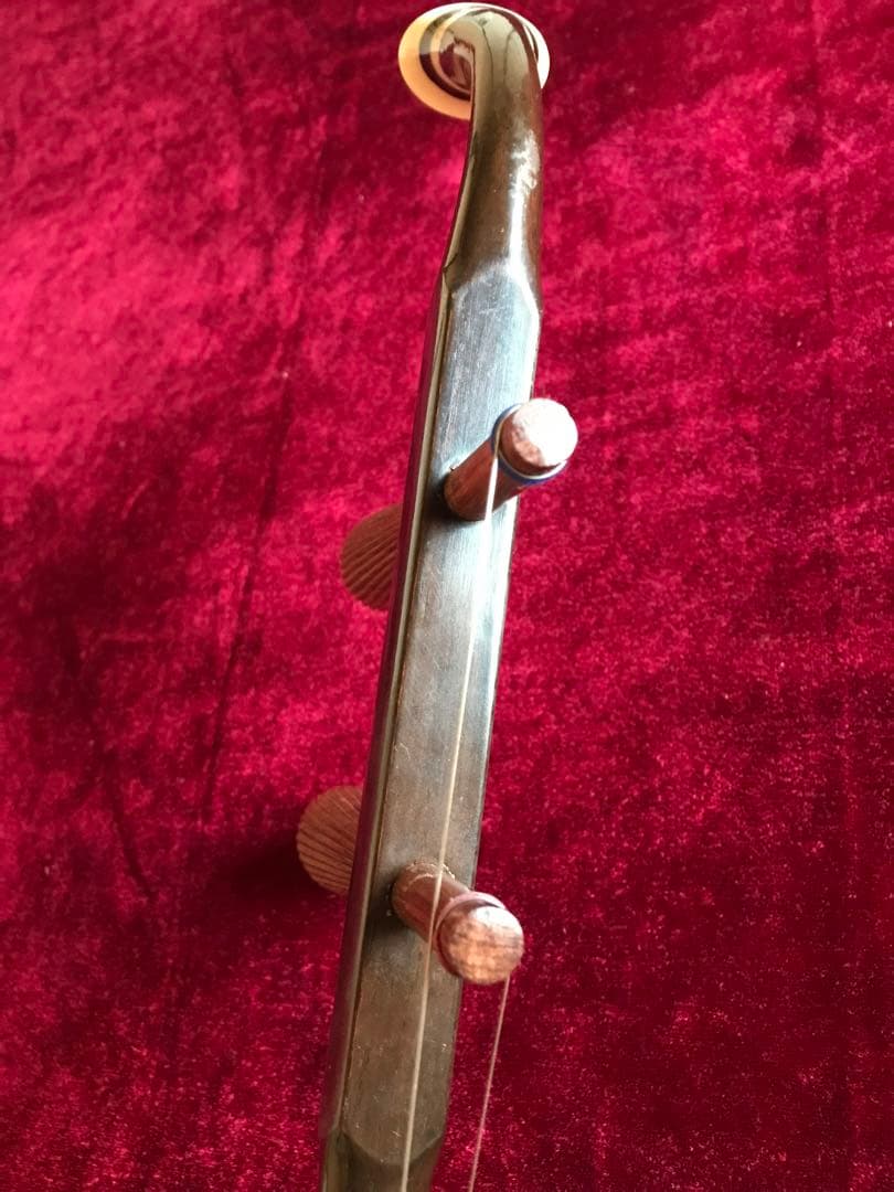 二胡★中古品★錦蛇本皮★完全手入れ★音など確認済み