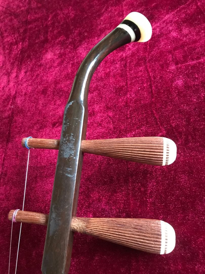二胡★中古品★錦蛇本皮★完全手入れ★音など確認済み