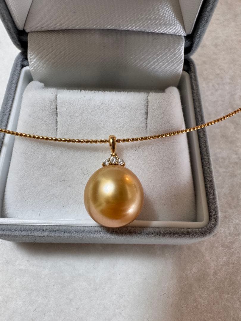 新品　てりツヤ茶金級天然南洋白蝶ゴールデンパールペンダント