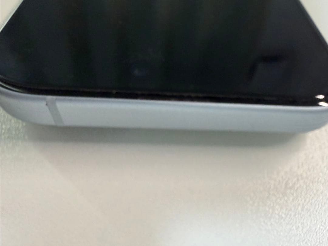 Apple iPhone15ブルー