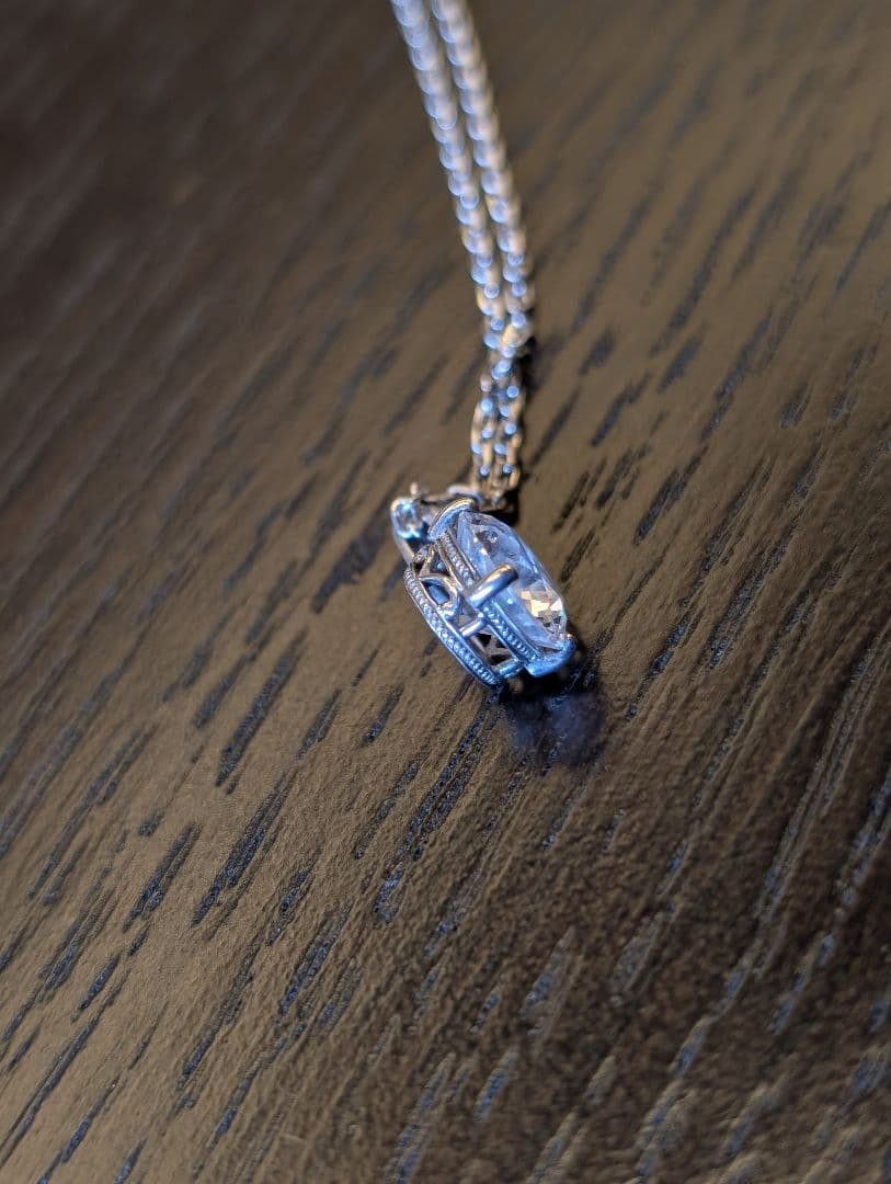 プラチナネックレスチェーン　シルバージルコニアネックレスチャーム