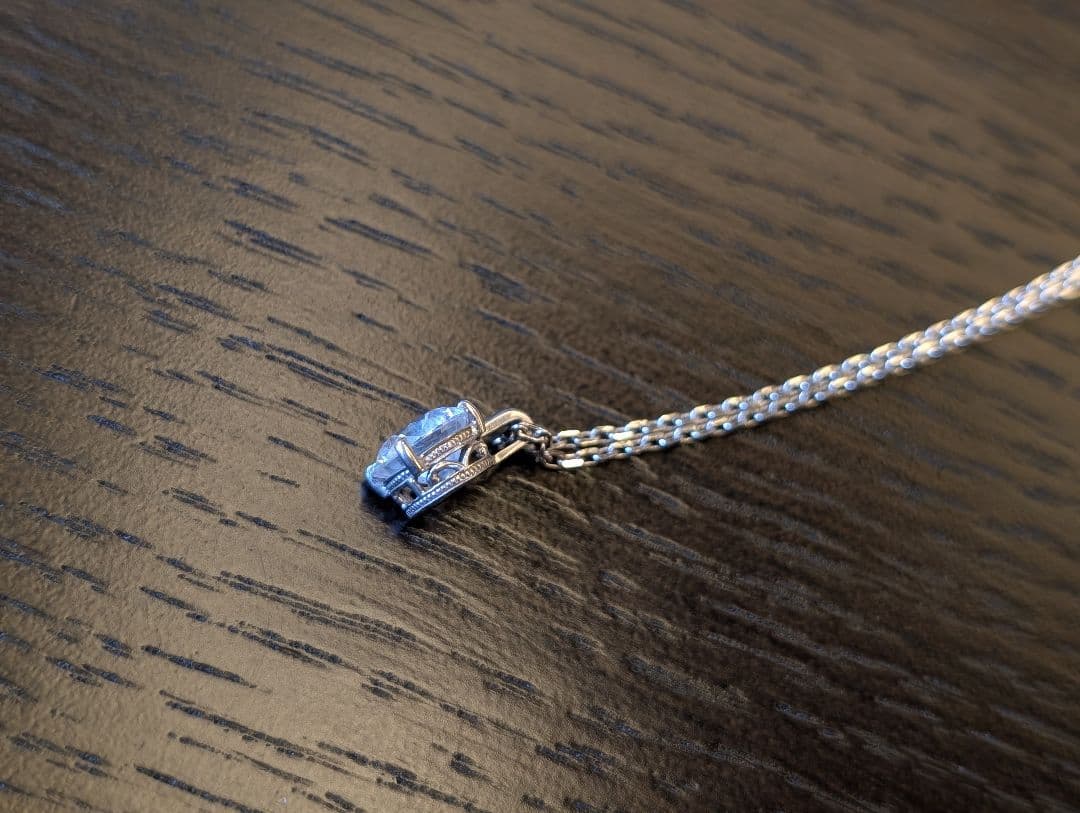 プラチナネックレスチェーン　シルバージルコニアネックレスチャーム