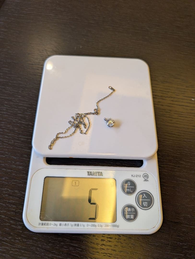 プラチナネックレスチェーン　シルバージルコニアネックレスチャーム