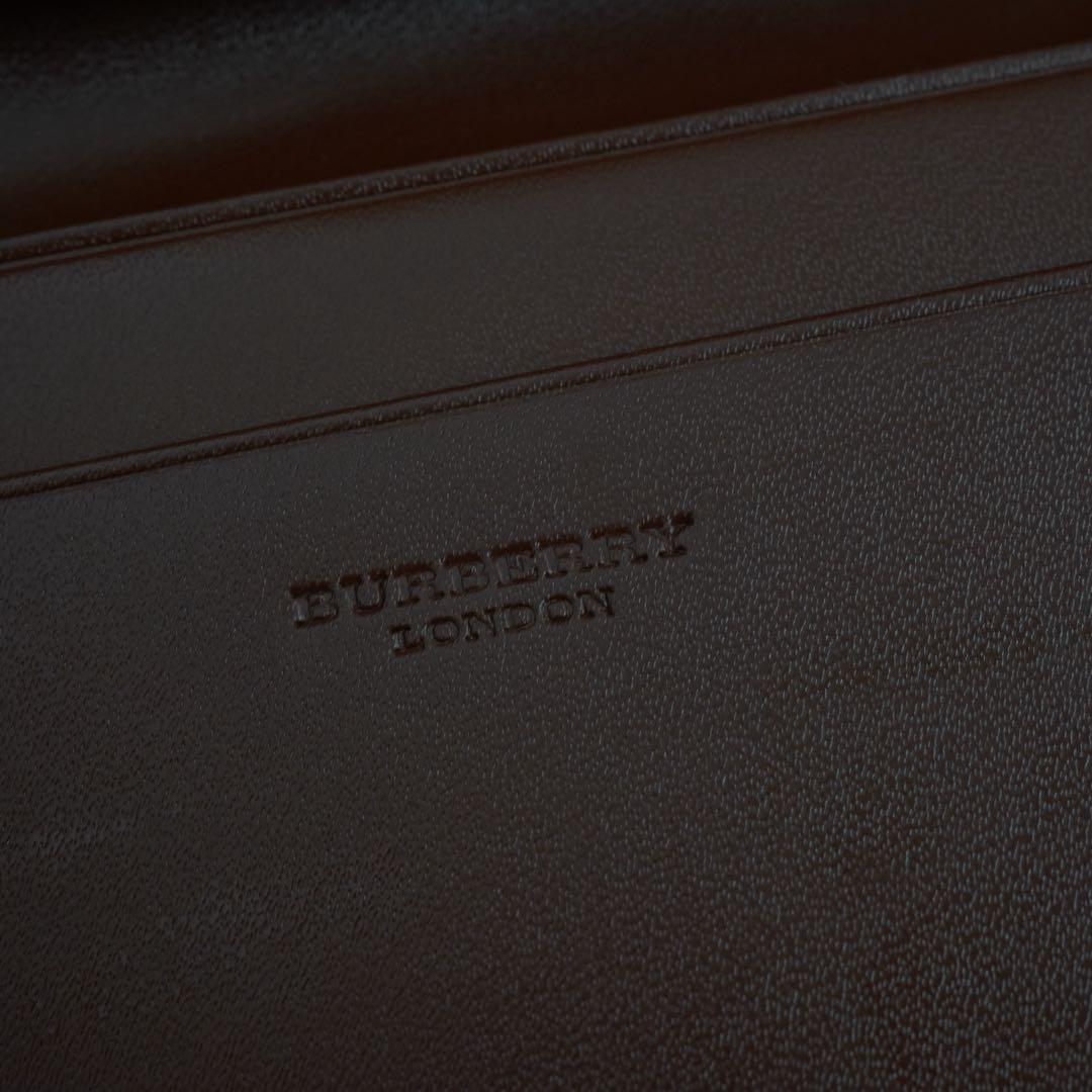 新品未使用品　箱付き　BURBERRY LONDON 長財布　ノバチェック　希少