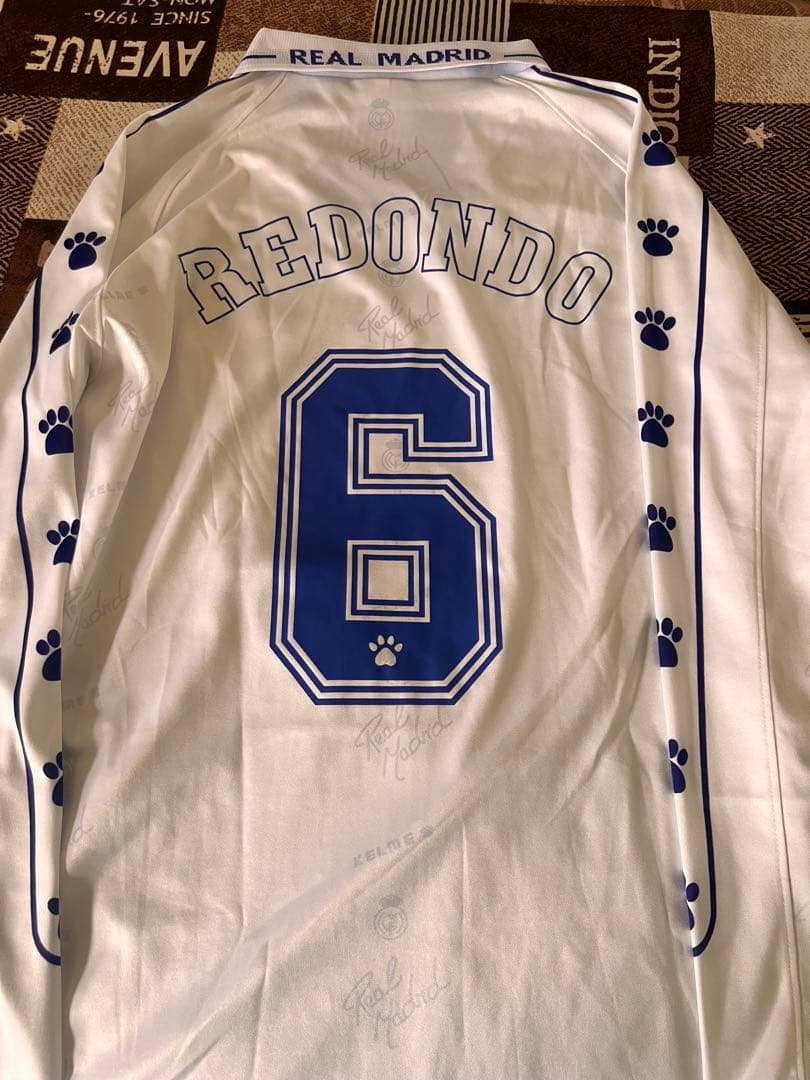 レアル・マドリード REDONDO 6番 サイン入りシャツ