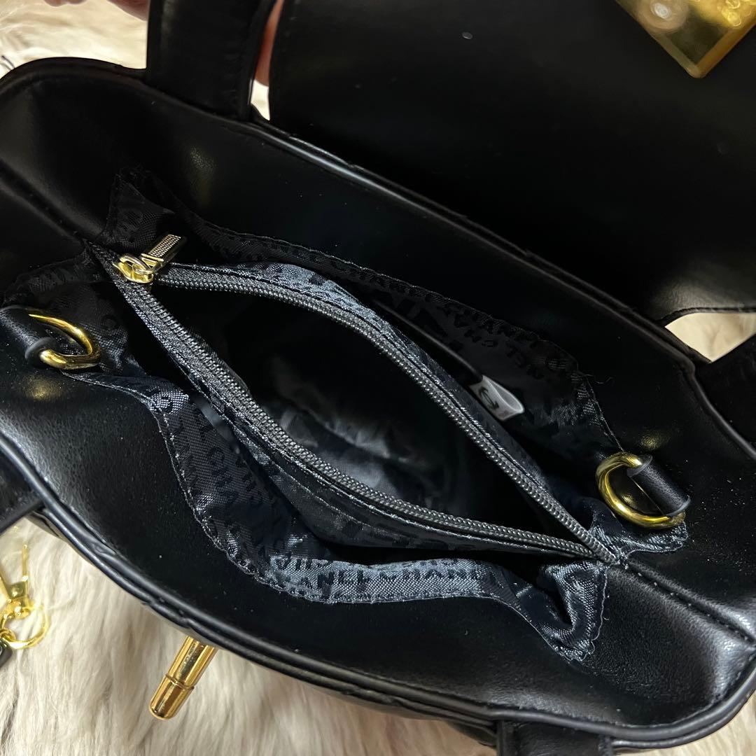 新品♡ノベルティキルティング ケリーデザイン 取り外し可能ショルダーチェーン