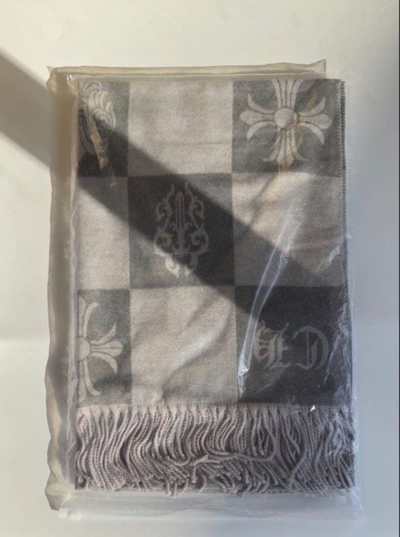 新品未使用クロムハーツ　柄クロスchダガー大判カミシアストールマフラー