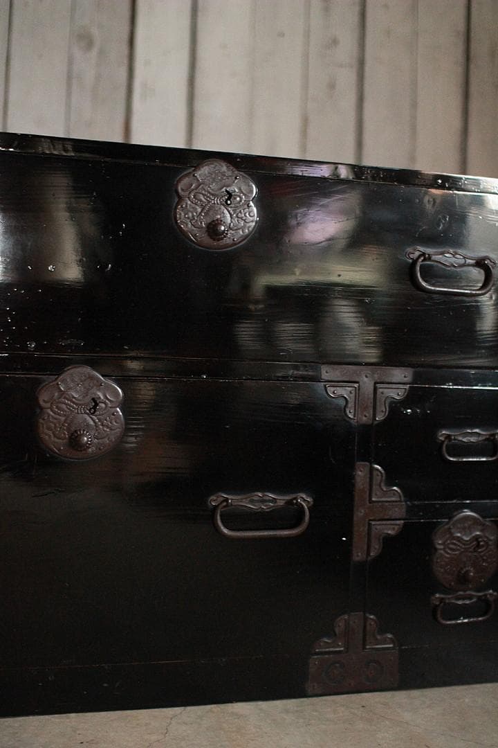 綺麗な巾着金具庄内箪笥　抽斗4杯　タンス　収納　古家具　古民家　時代家具