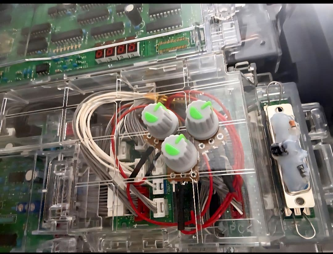 りお【循環加工】P機動戦士ガンダムユニコーン2 再来白き一角獣と黒き獅子