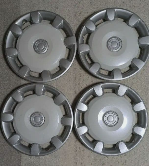 ダイハツ ムーヴキャンバス 14インチ ホイールカバー 4個セット