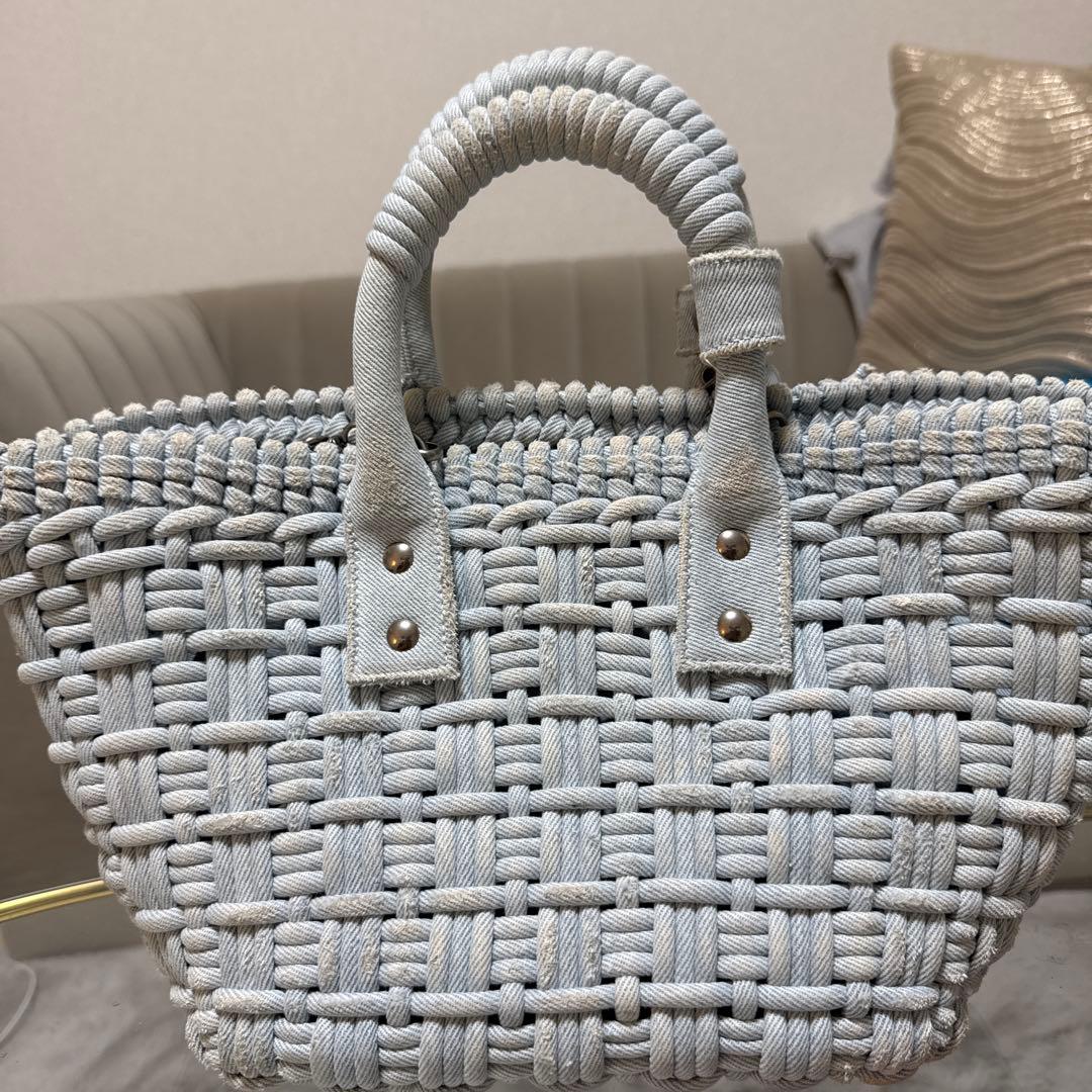 BALENCIAGA かごバッグ ライトブルー