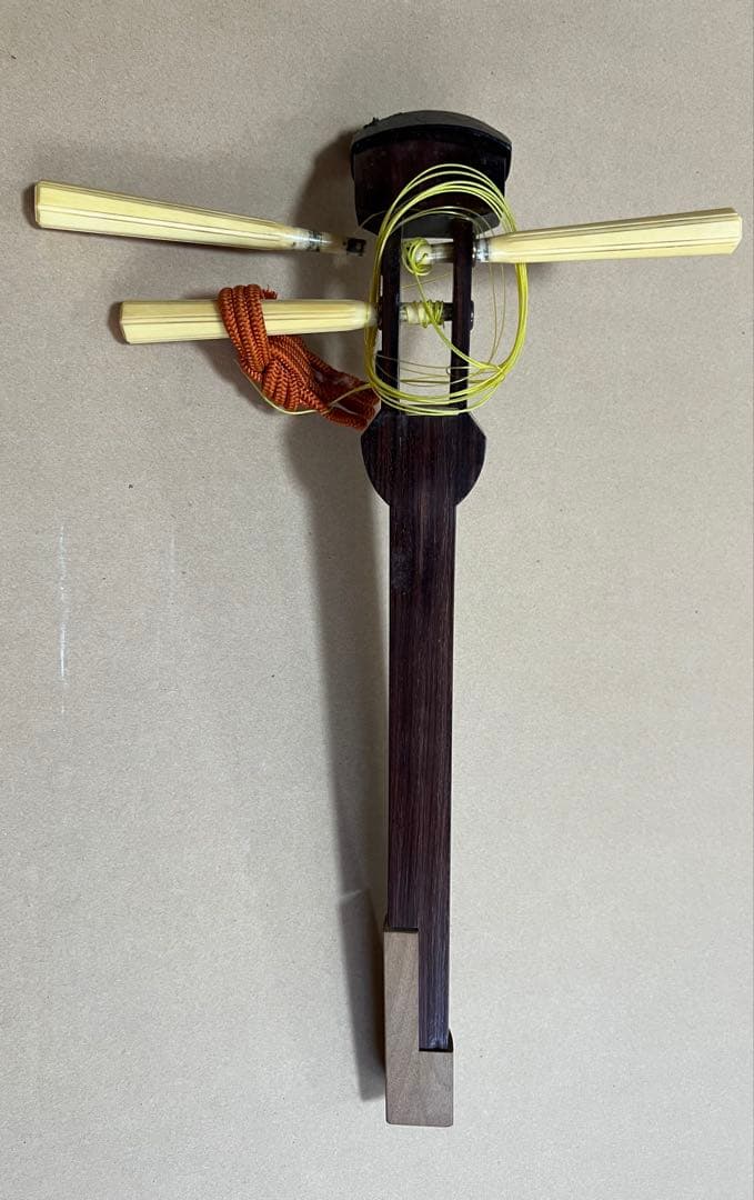 和楽器 三味線 高級糸巻き 箱付き　現状品特価