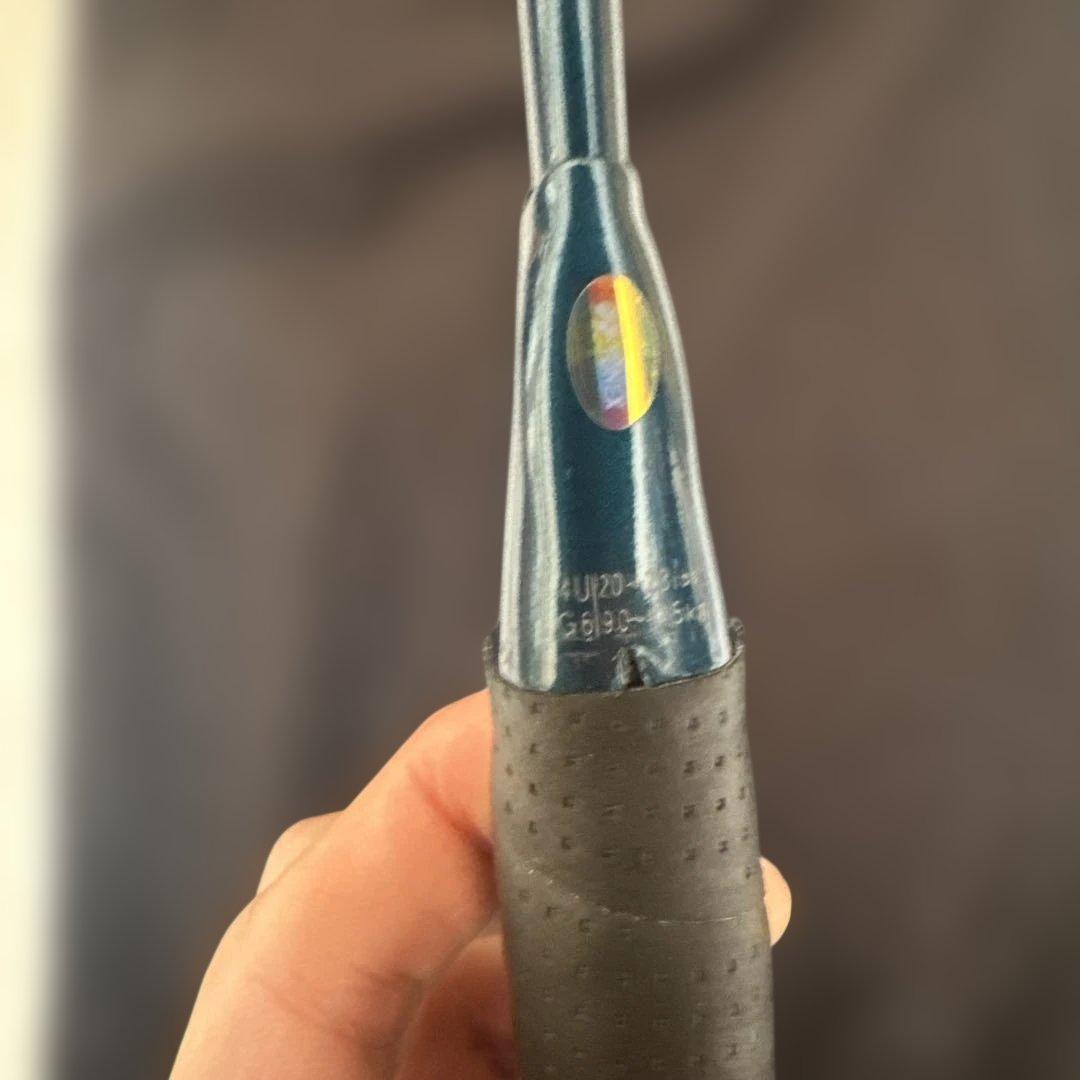 【美品】YONEX ナノフレア800pro 4UG6専用ケース付き