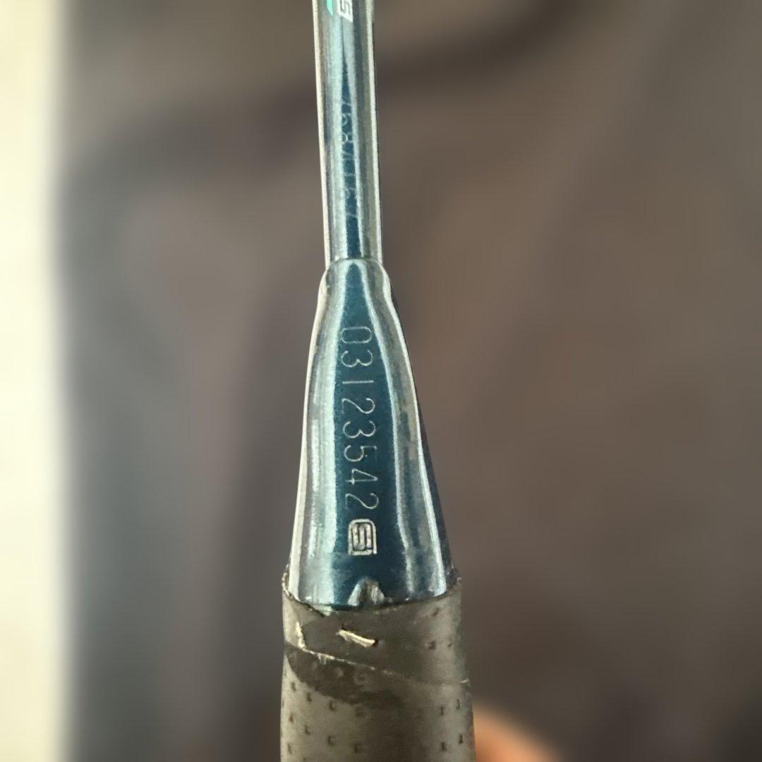 【美品】YONEX ナノフレア800pro 4UG6専用ケース付き