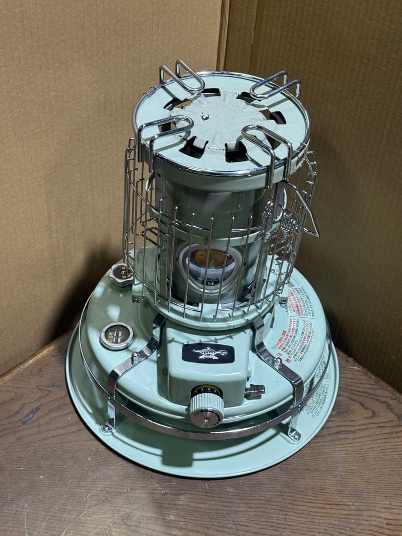 アラジン ブルーフレームクッカー BF4001 (出荷前に灯油を抜いてあります)