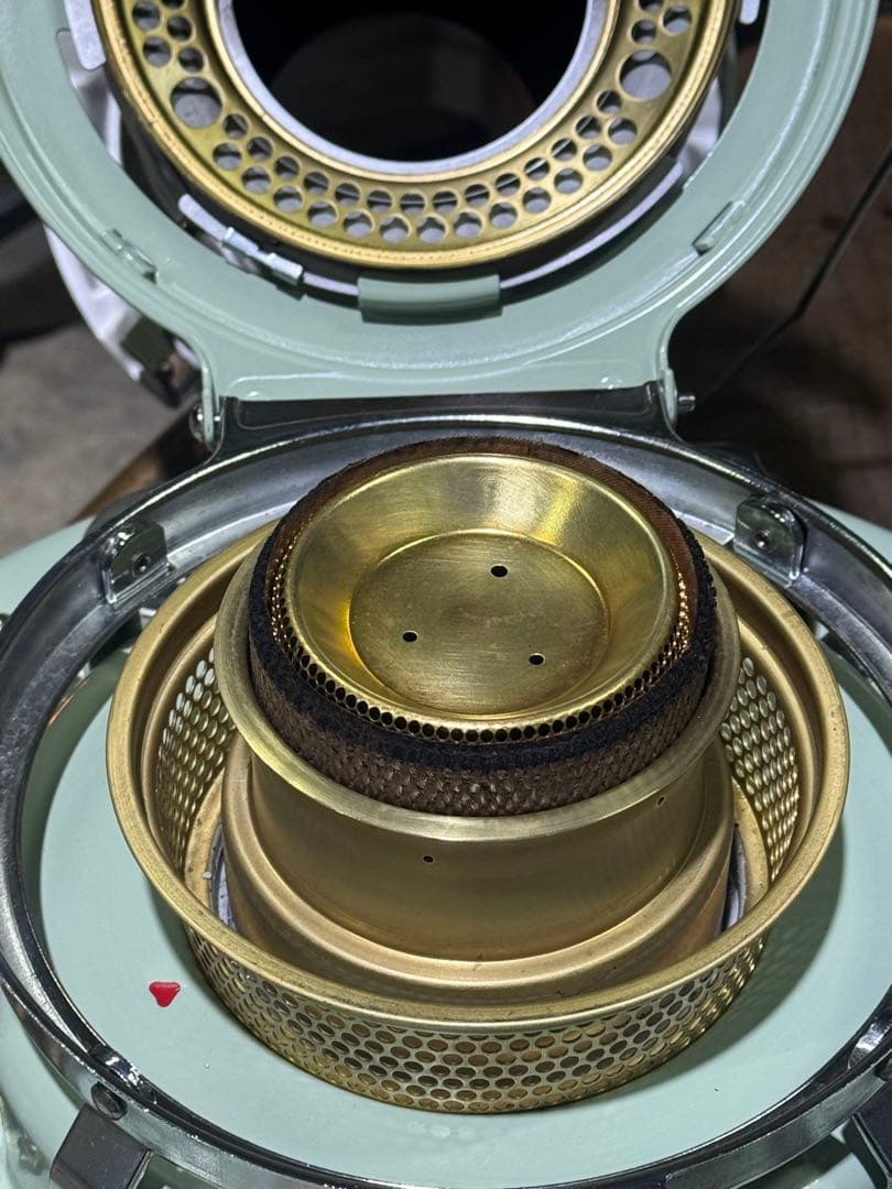 アラジン ブルーフレームクッカー BF4001 (出荷前に灯油を抜いてあります)