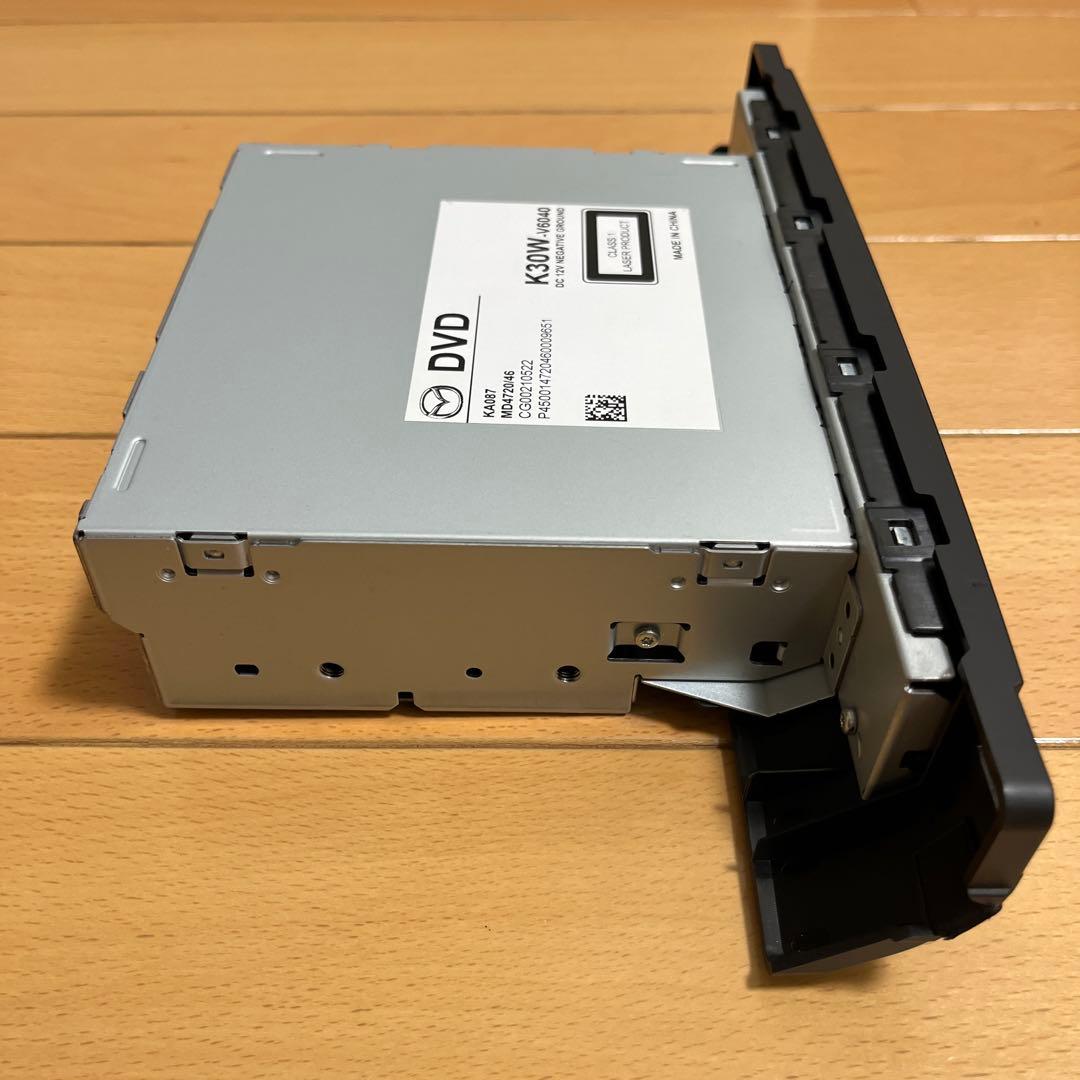 MAZDAマツダDVDプレーヤー　K30W-V6040