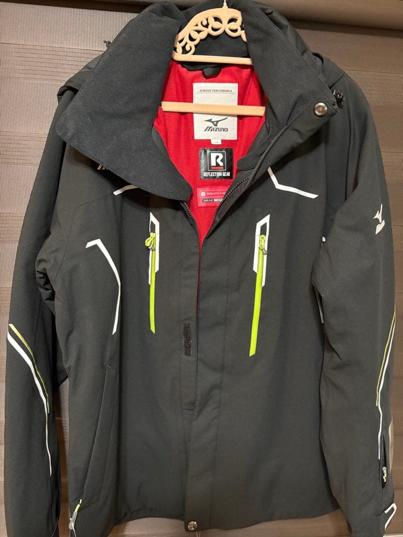お値下げ‼️MIZUNO スキーウエアージャケット　耐水圧
