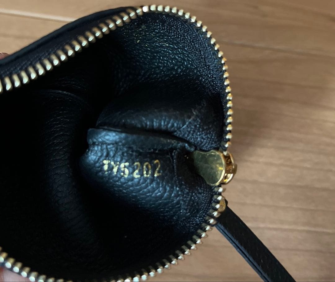 お値下げ‼️ルイヴィトン　カードキーケース ポシェット・クレ　アンプラント